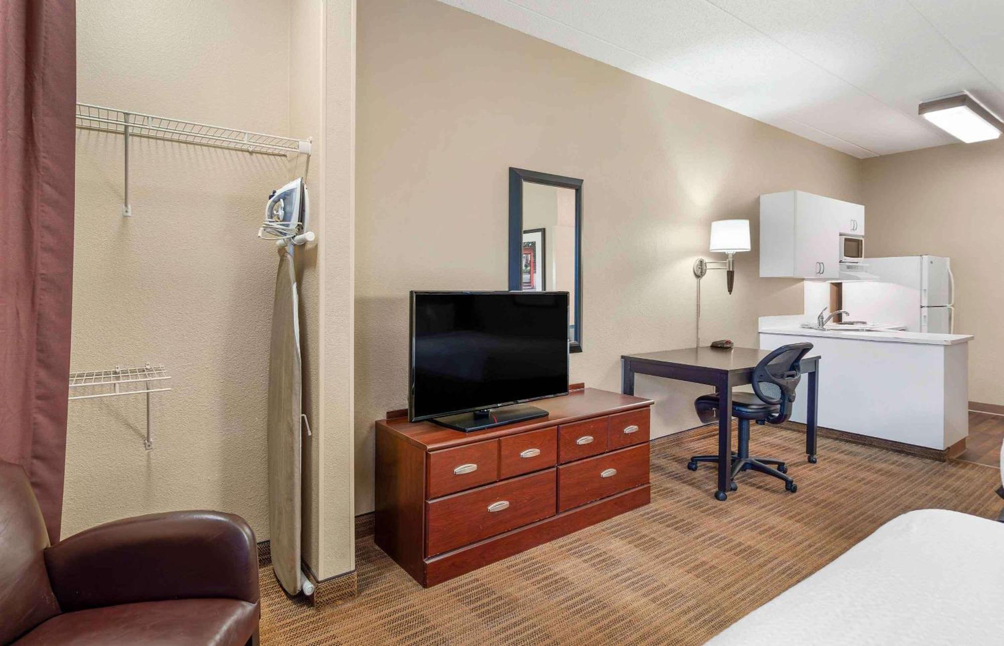 Extended Stay America Select Suites - Chicago - לייל מראה חיצוני תמונה